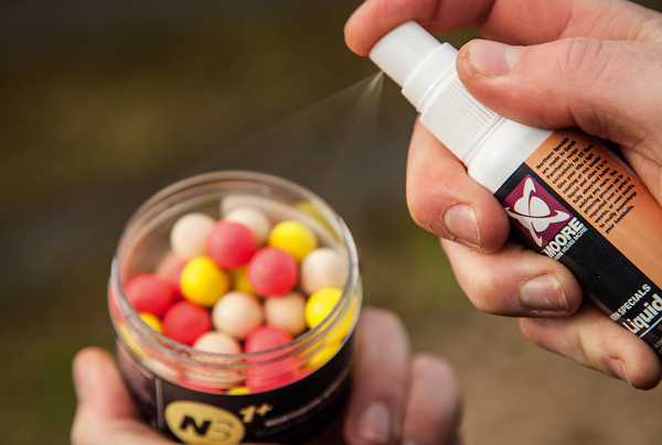 Boosting with spray increases the attraction from single hookbaits