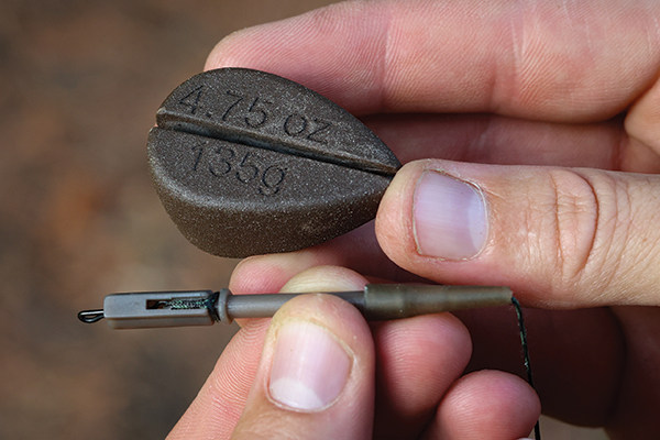 This semi-fixed running lead setup is very effective & safe for the carp