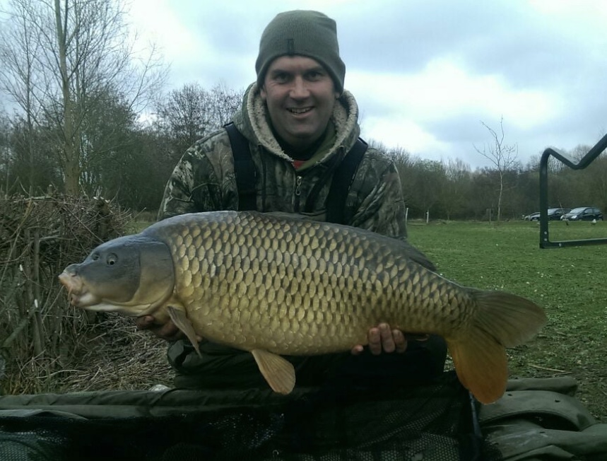 Luke Battens with a 27lb 15oz common from Winters.