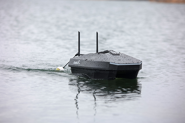 The Catch X Pro bait boat and Hydrobat fish finder from Rippton!