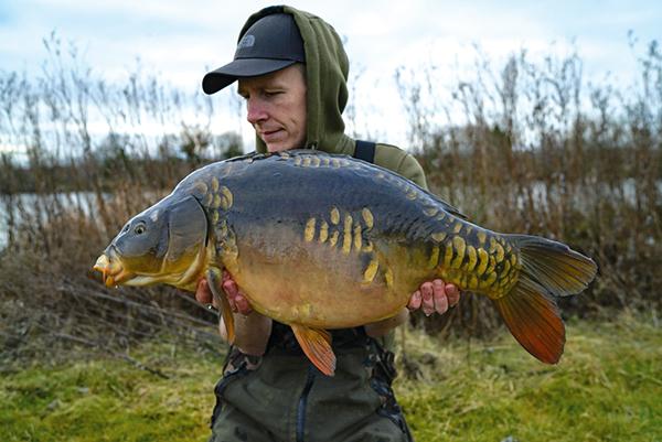 Started Off the Year with a BANG! (Winter Carp Fishing) 